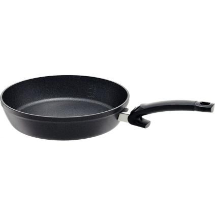 133199 neprilnava panev o 24 cm adamant comfort fissler