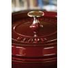 Hrnec 22 cm, 2,6 l, višňová, litina, Staub