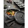 Hrnec 24 cm, 3,8 l, černá, litina, Staub