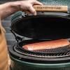 Gril na dřevěné uhlí M 38 cm,  + pojízdný stůl + ConvEGGtor + pohrabáč, zelená, Big Green Egg